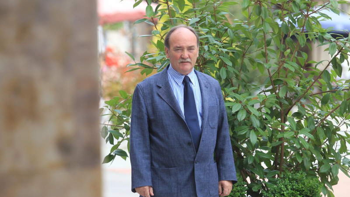 José Manuel Otero, en una imagen de 2011, cuando era alcalde de Bembibre. ANA F. BARREDO