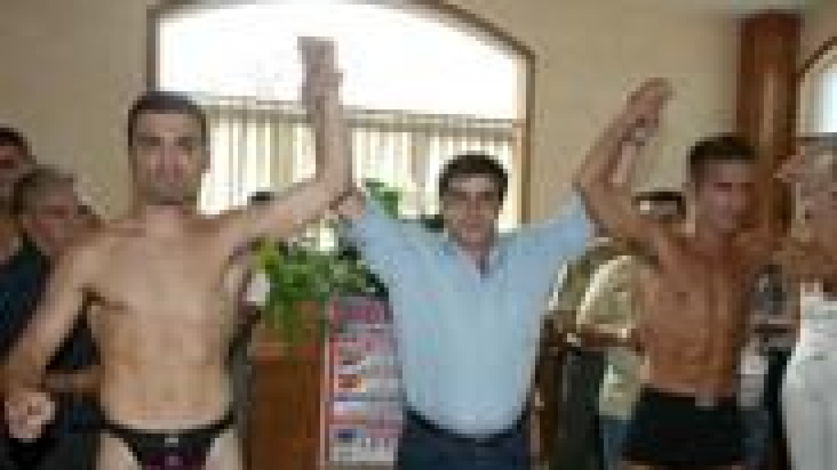 El pesaje de ayer constató la idoneidad de todos los púgiles