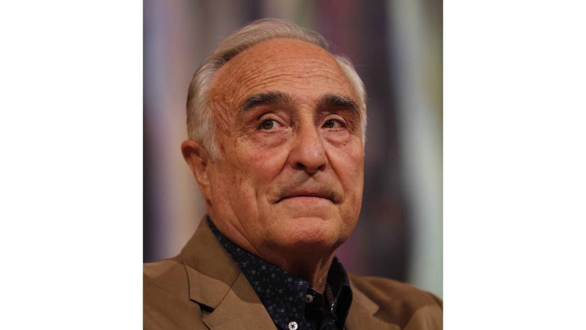 El poeta Ángel Fierro, uno de los ‘claraboyos’