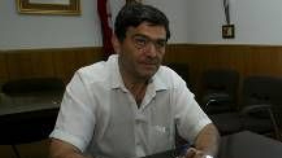 El alcalde de Torre acusa de negligencia a sus predecesores