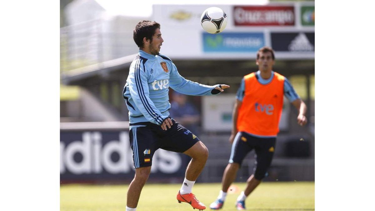 Isco durante la sesión de trabajo de España.