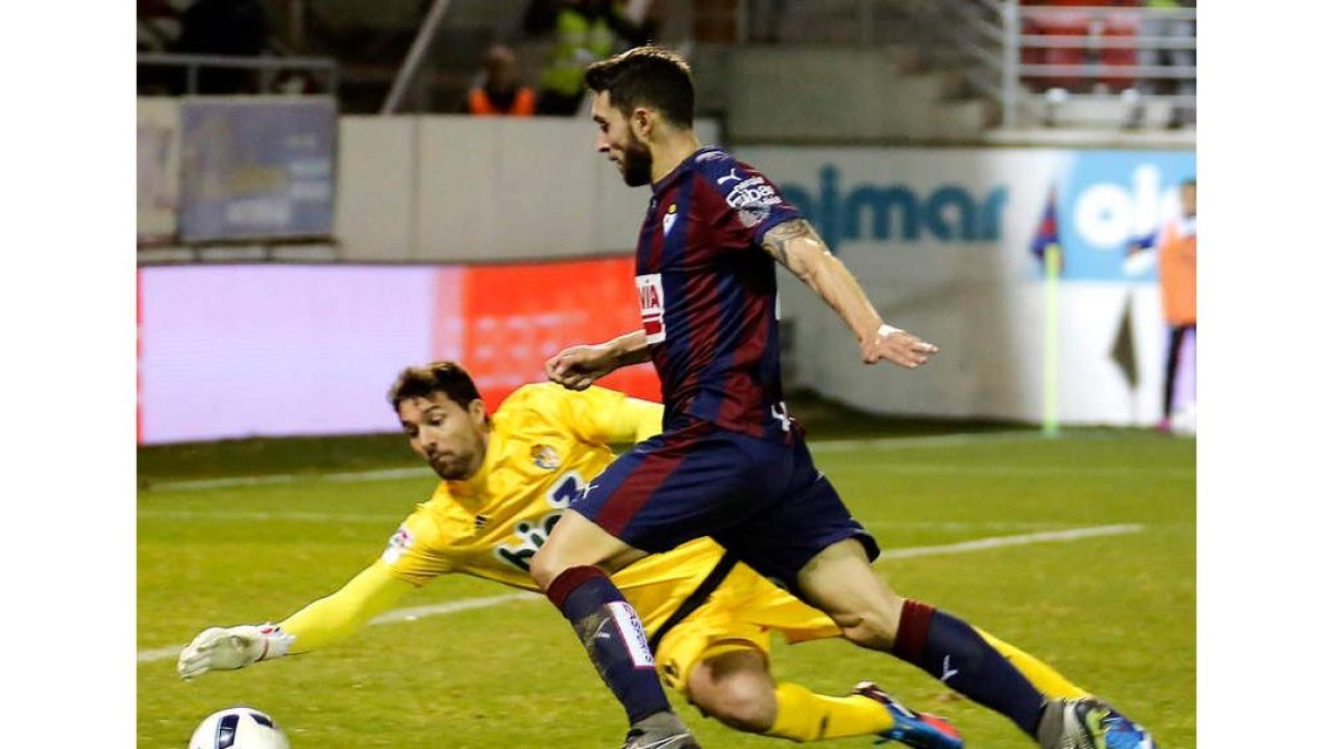 Alberto Domínguez fue portero de la Deportiva en la temporada 2015-2016. GORKA ESTRADA