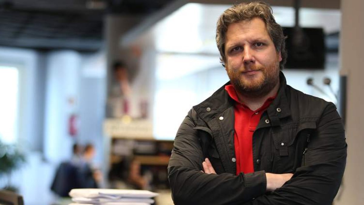 El periodista y escritor David Gistau acaba de publicar la novela ‘Golpes bajos’, en torno al mundo del boxeo