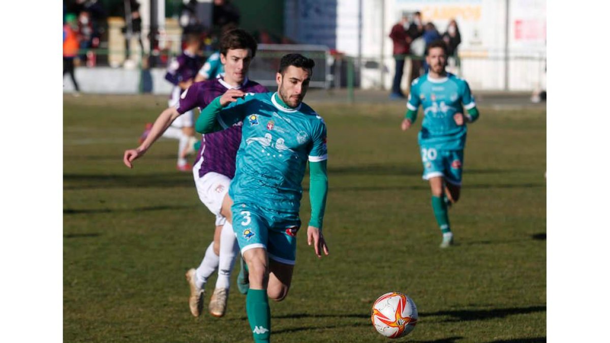 El equipo maragato necesita la victoria ante los charros. FERNANDO OTERO