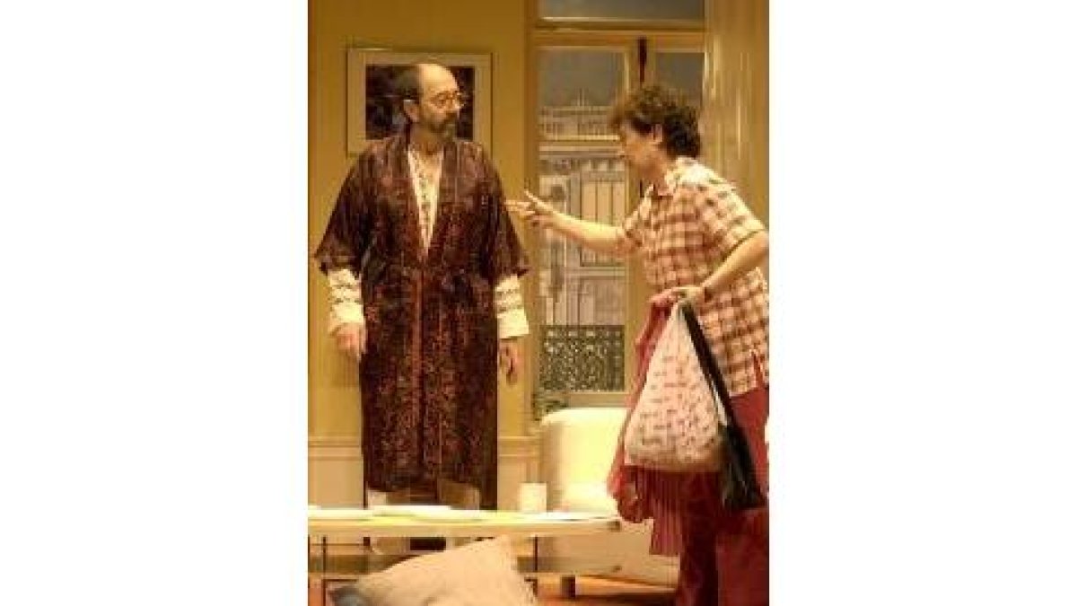 Miguel Rellán y Beatriz Carvajal durante la representación