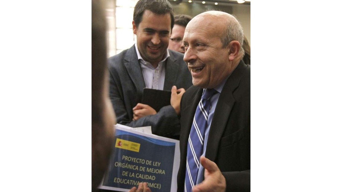 El ministro Wert ayer, tras presentar la nueva ley.
