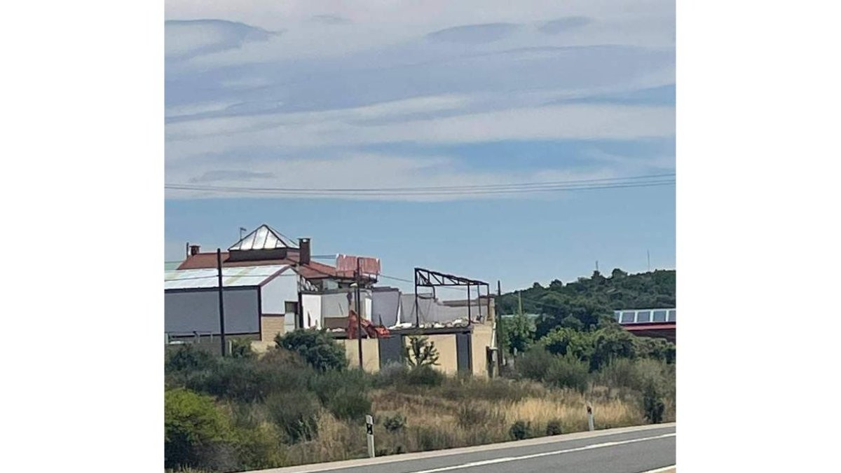 Una de la edificaciones ilegales que debe derribar Brazuelo. DL