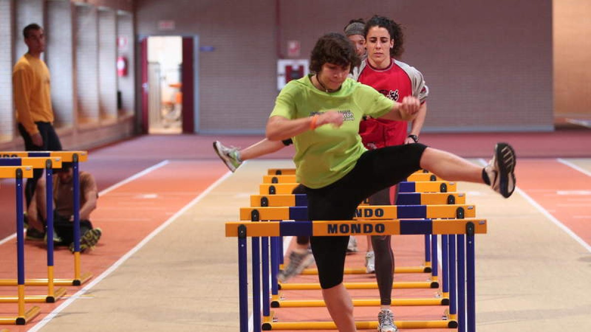 La disciplina de vallas es una de las cuatro que concitará la presencia de atletas internacionales.