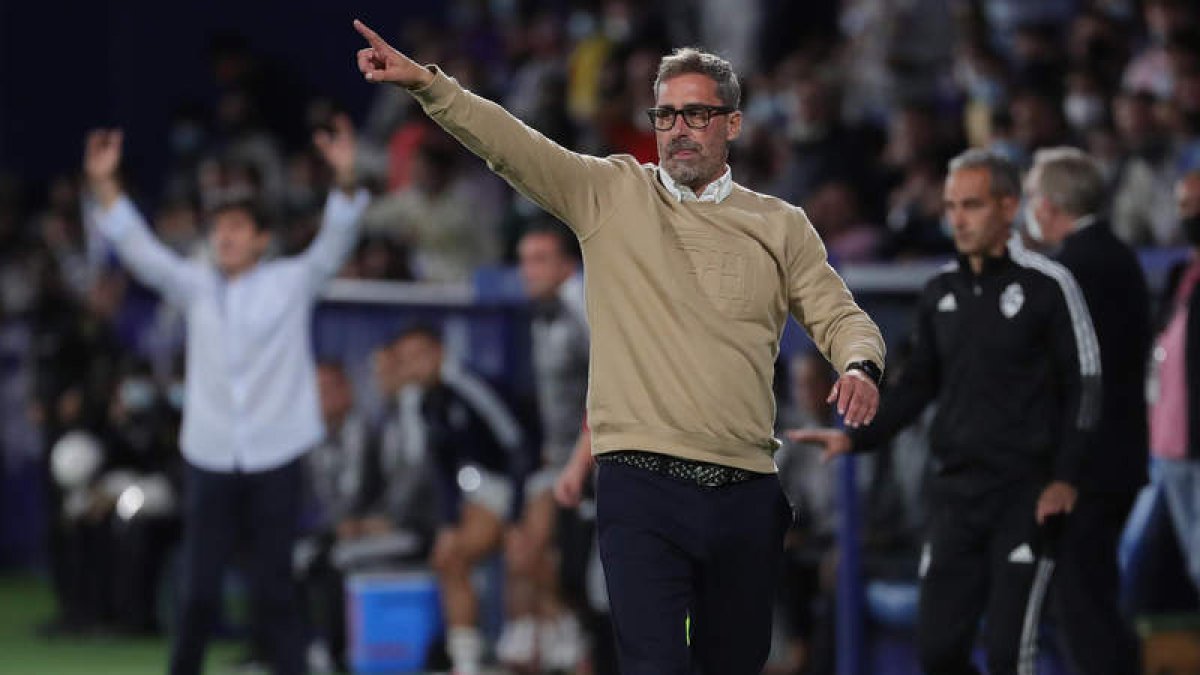Bolo, durante el duelo del viernes frente al Real Valladolid. DE LA MATA