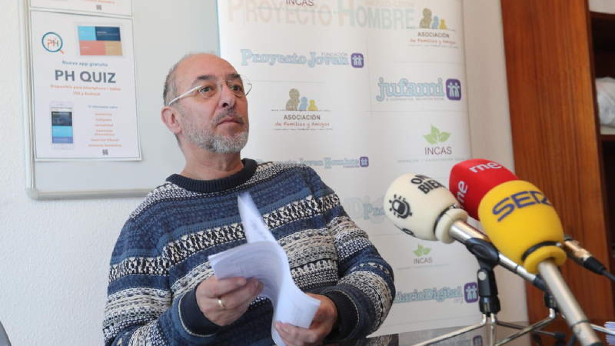 Jorge Peña director de Proyecto Hombre, hizo balance. ANA F. BARREDO