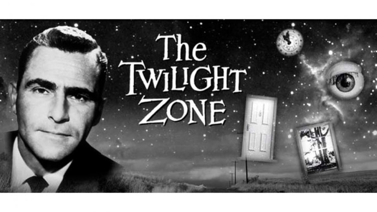 Cartel promocional de la serie Twilight zone, con su creador, Rod Serling.