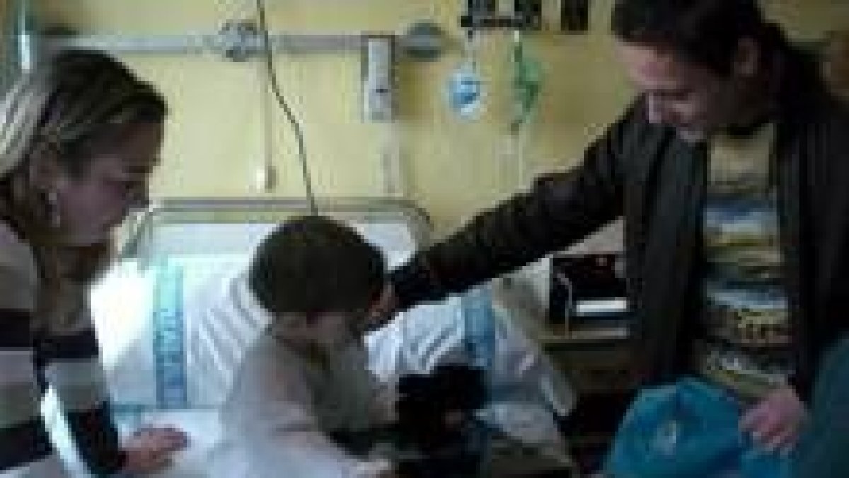 Los jugadores hicieron felices a los niños en el hospital