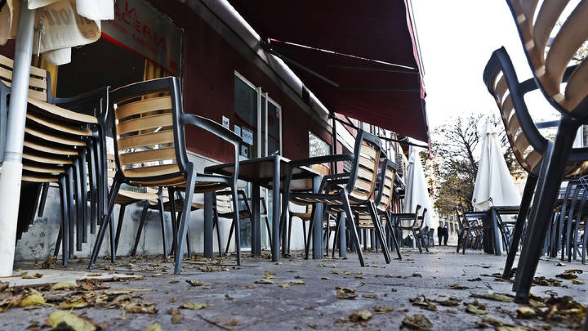 Una terraza del centro de León. RAMIRO