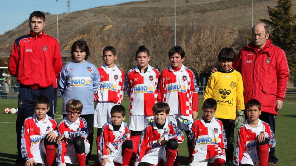 Formación del Puente Castro C de la categoría benjamín.