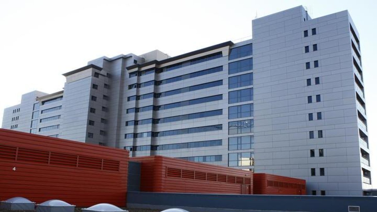 Exterior del Hospital de León