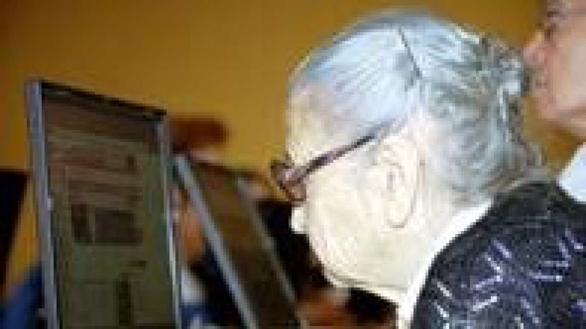 El plan pretende ofrecer acceso a Internet a toda la población rural