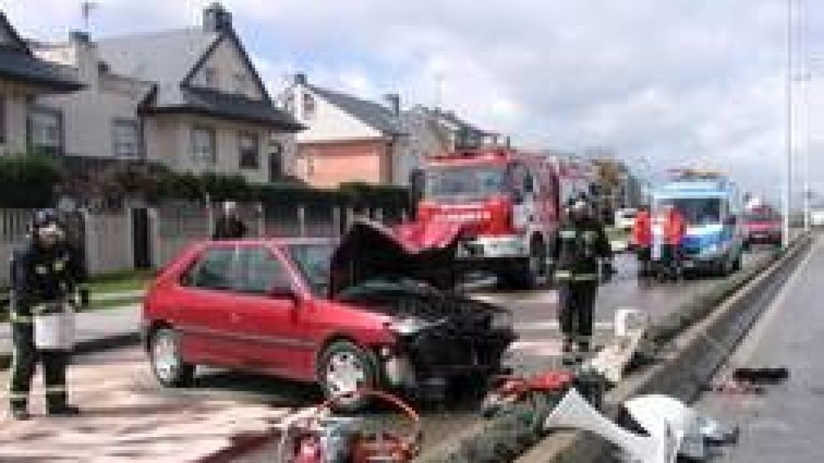 Uno de los accidentes ocurridos este año en la ponferradina avenida de Galicia