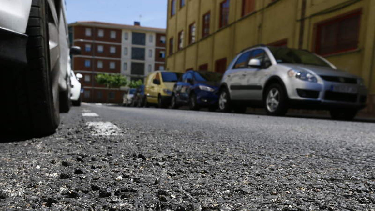 Las calles del plan, como Gil de Villasinta, se levantan junto a la zona de aparcamientos