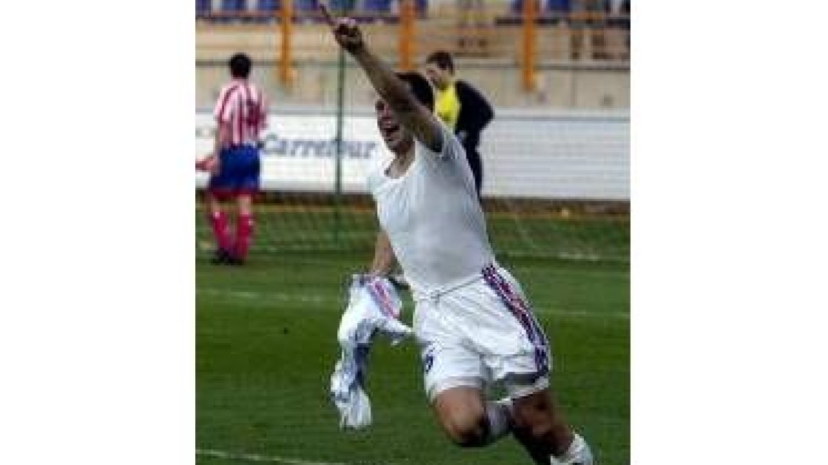 Fran demuestra cada domingo que además de ser capitán, ejerce