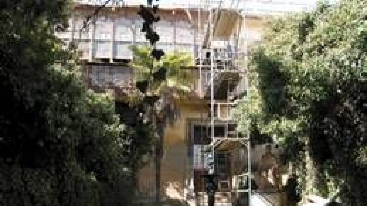 La casa de los Panero en un momento de las obras de adecuación en una imagen de archivo