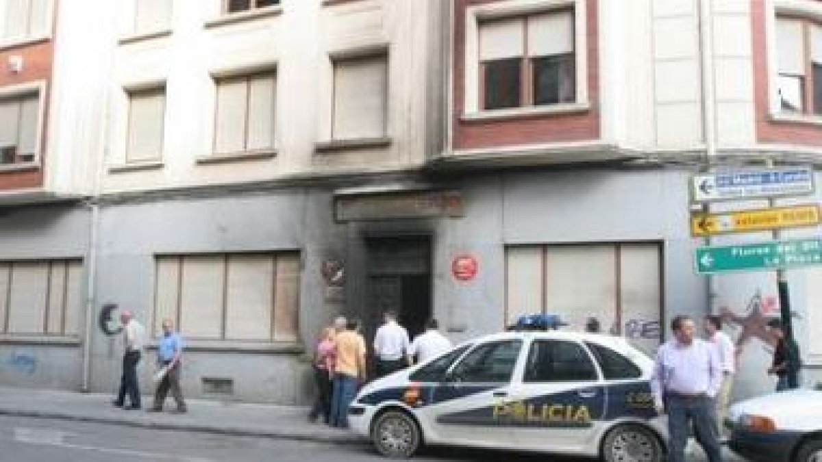 La normalidad retornó por completo a la sede del sindicato ugetista de Ponferrada.