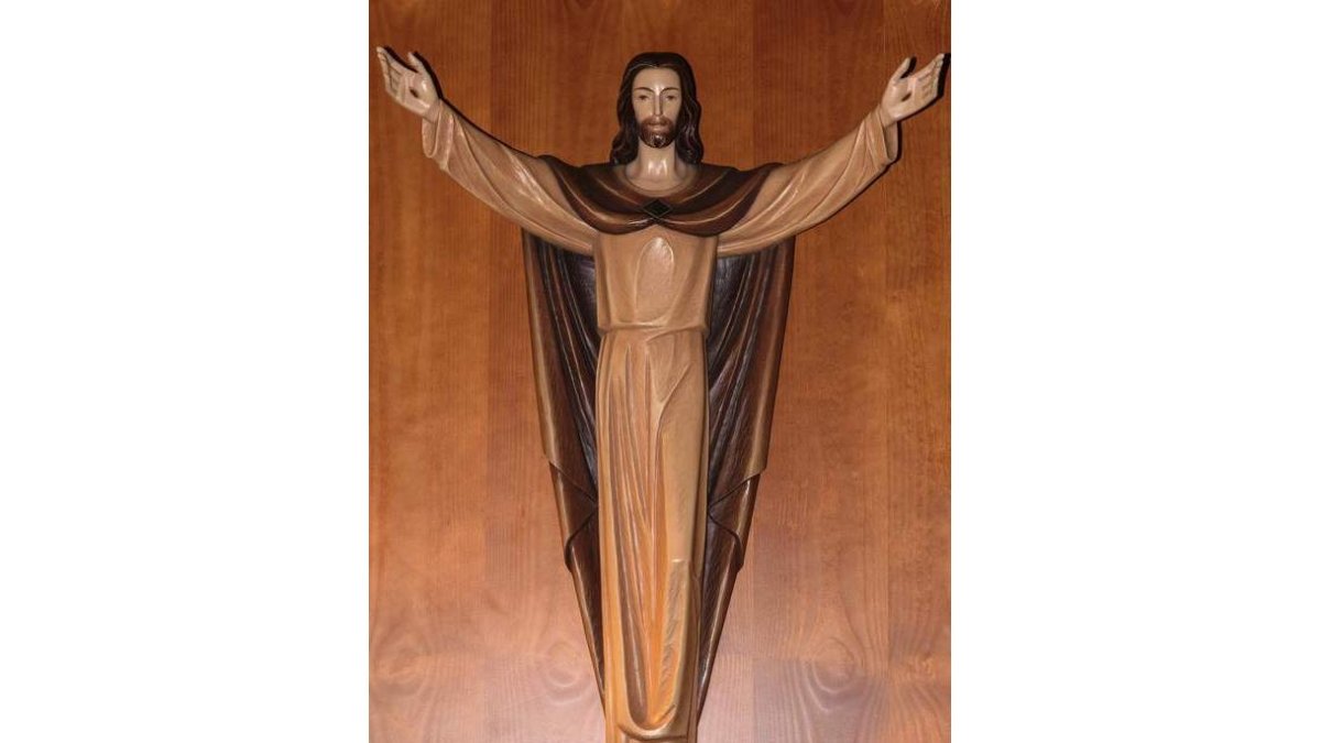 El Cristo resucitado realizado en un taller italiano. LUIS REYERO