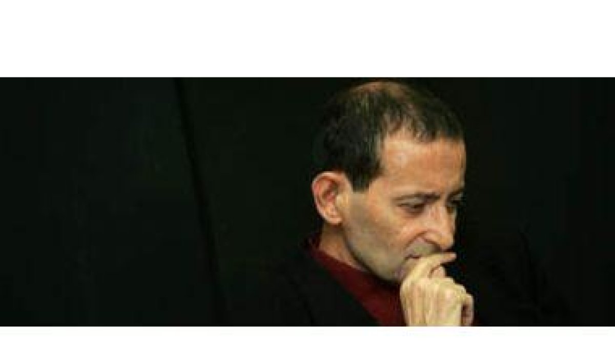 El director, actor y dramaturgo leonés Fernando Urdiales, que ha fallecido a los 59 años.