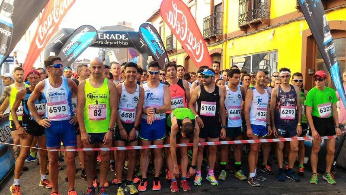La carrera roblana que lleva el nombre de José Manuel García contó con una nómina de altura en la línea de salida. INTERVAL