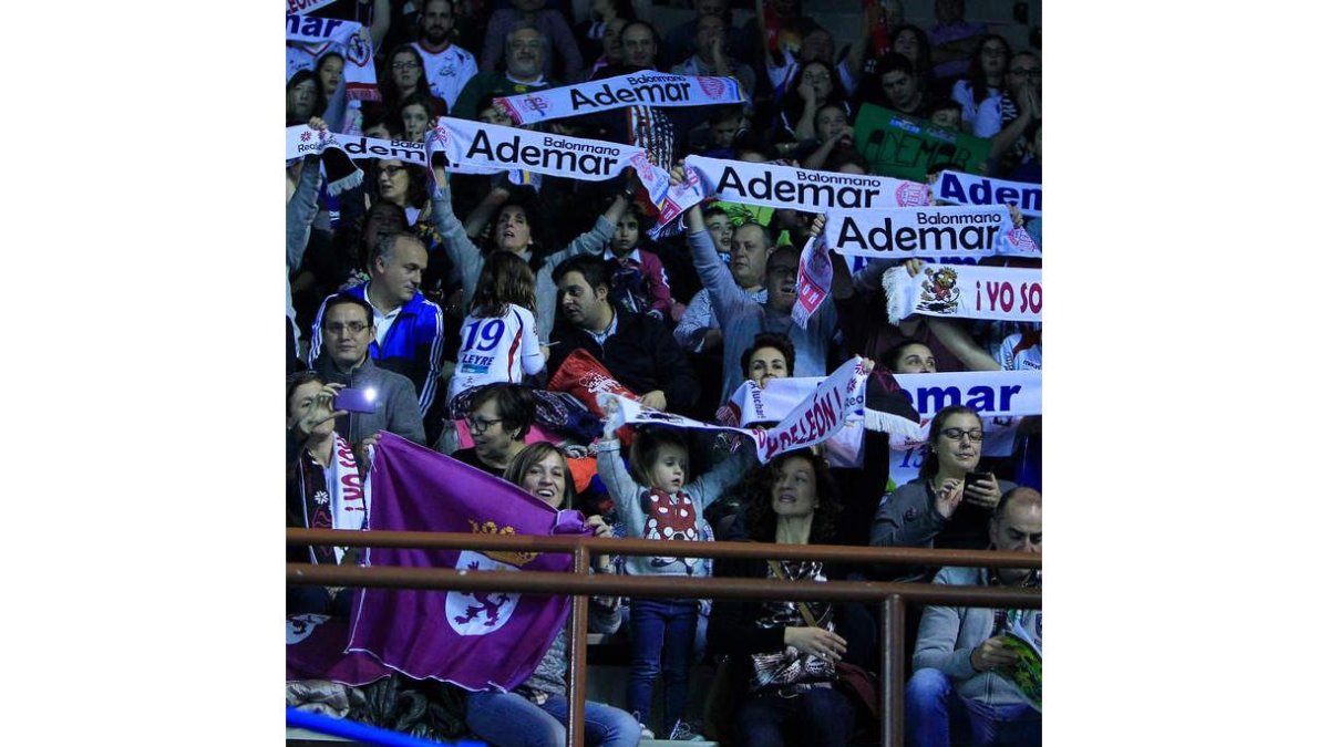 Los socios del Abanca Ademar pasarán por las urnas el próximo mes de mayo para decidir el futuro del club. SECUNDINO PÉREZ