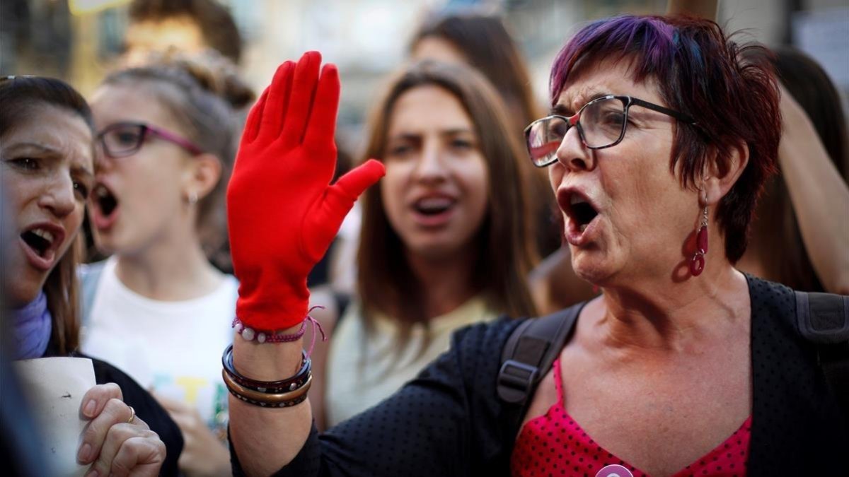 Manifestación en Pamplona contra la puesta en libertad de los miembros de La manada /