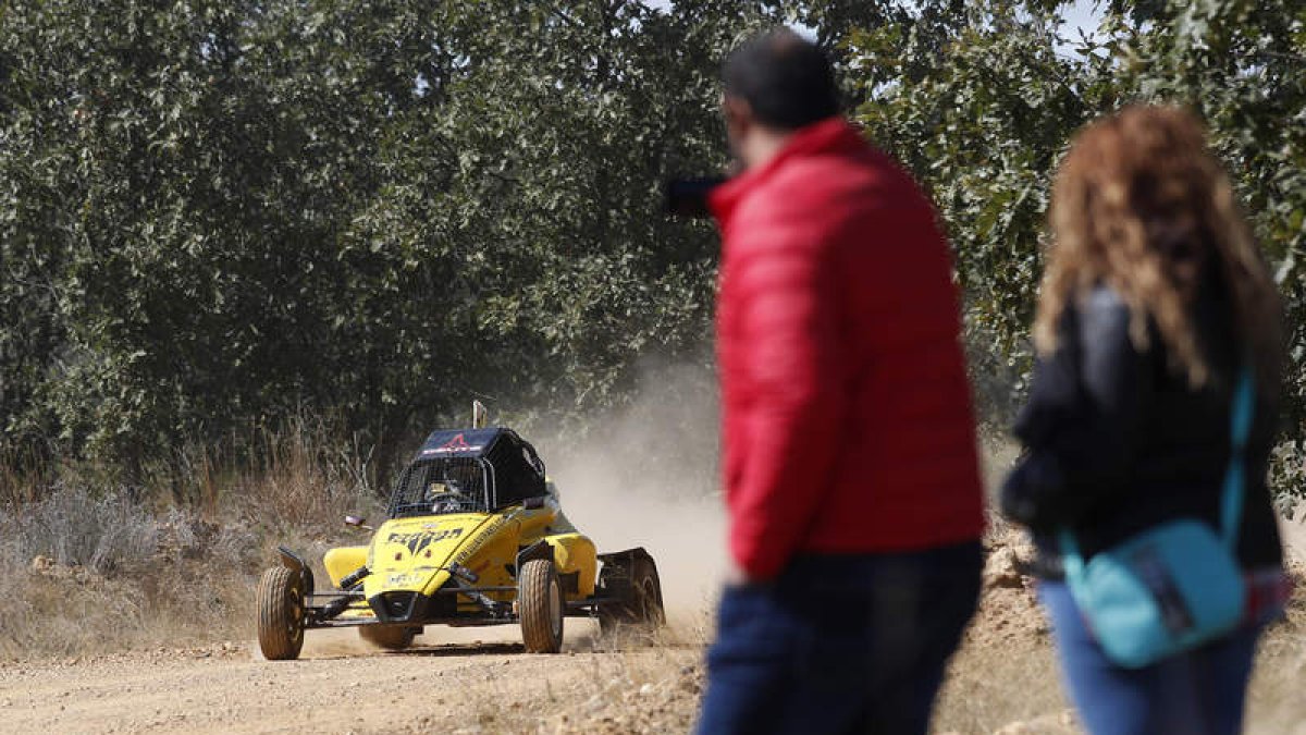 Los car cross también buscarán su protagonismo. FERNANDO OTERO