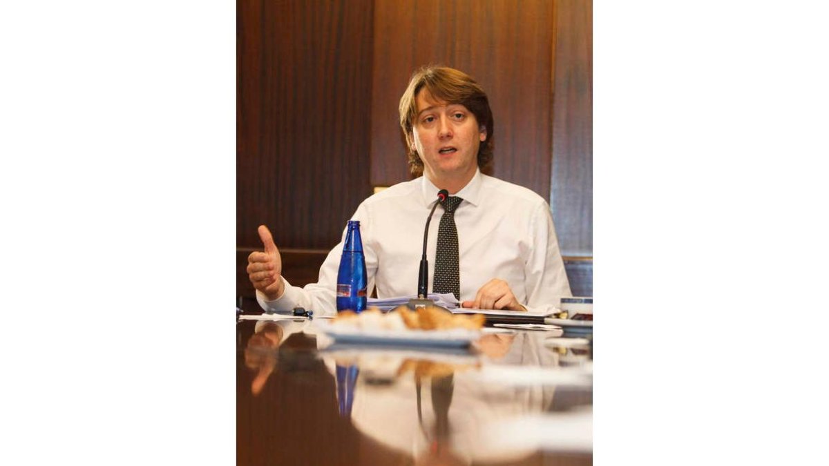 El alcalde de Soria, en una rueda de prensa.