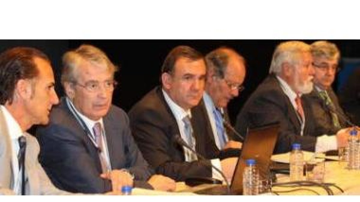 Miguel Ángel Álvarez, Lucas Hernández, Marcos García, Juan Elicio Fierro, Clemente y Alejandro Menén