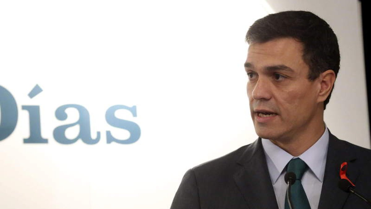 El secretario general del PSOE, Pedro Sánchez, durante su intervención ayer en un foro.