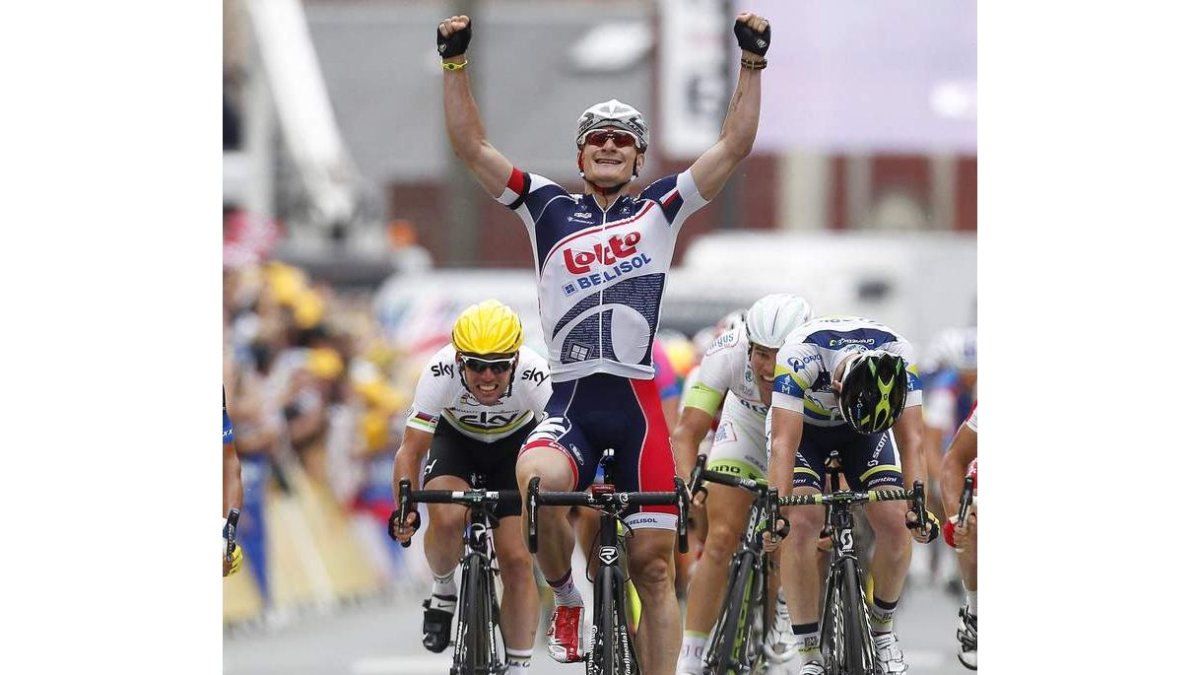 Greipel celebra su victoria en la quinta etapa.
