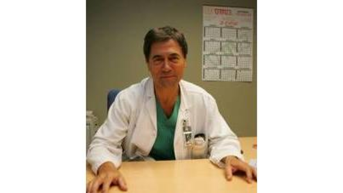El doctor Francisco Vaquero Morillo, jefe del Servicio de Angiología