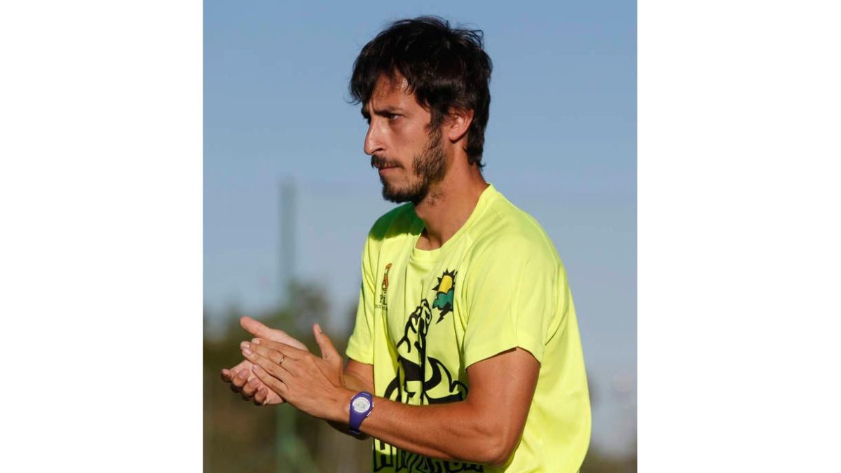 Álvaro García espera disipar sus dudas.