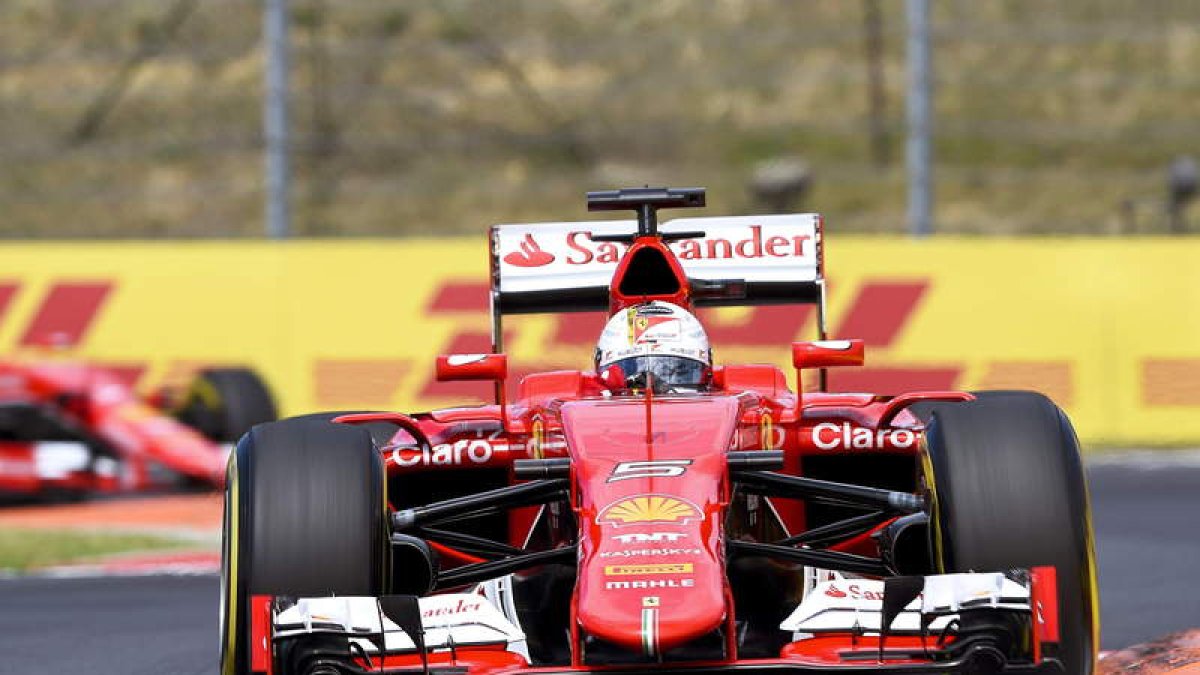 Vettel pescó en río revuelto y le dedicó el triunfo al desaparecido Bianchi.
