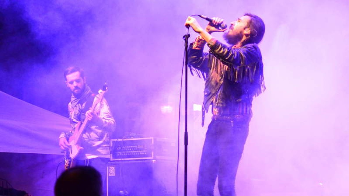 Carlos Sadness, durante un concierto. SANTAMARCANDA