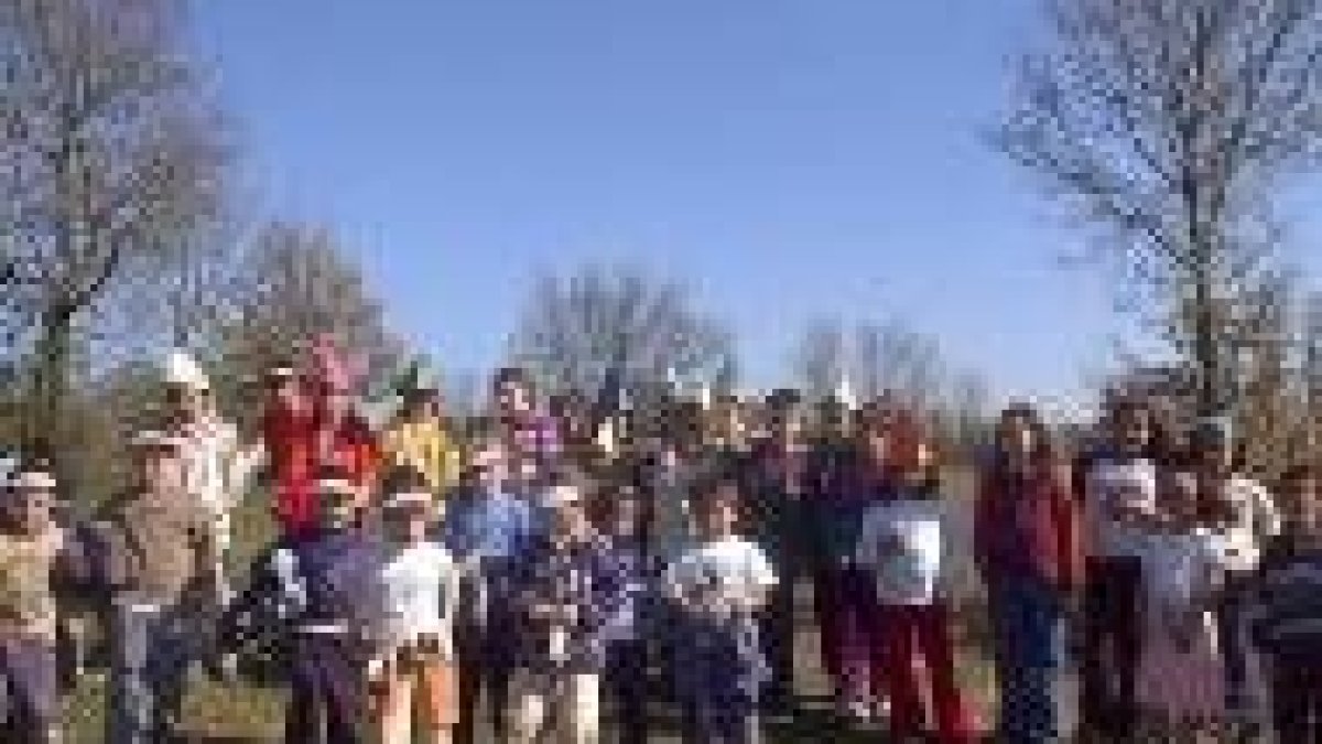Algunos alumnos del CRA El Burgo Ranero, en una imagen de archivo