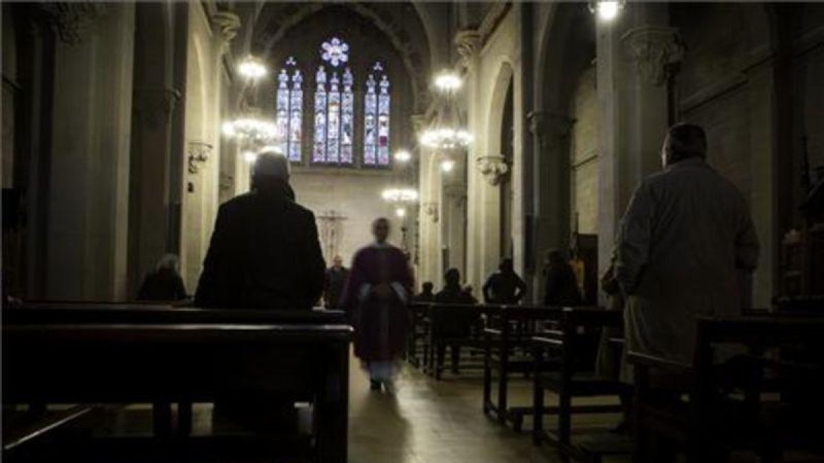 Una misa en la iglesia de la Concepció de Barcelona.