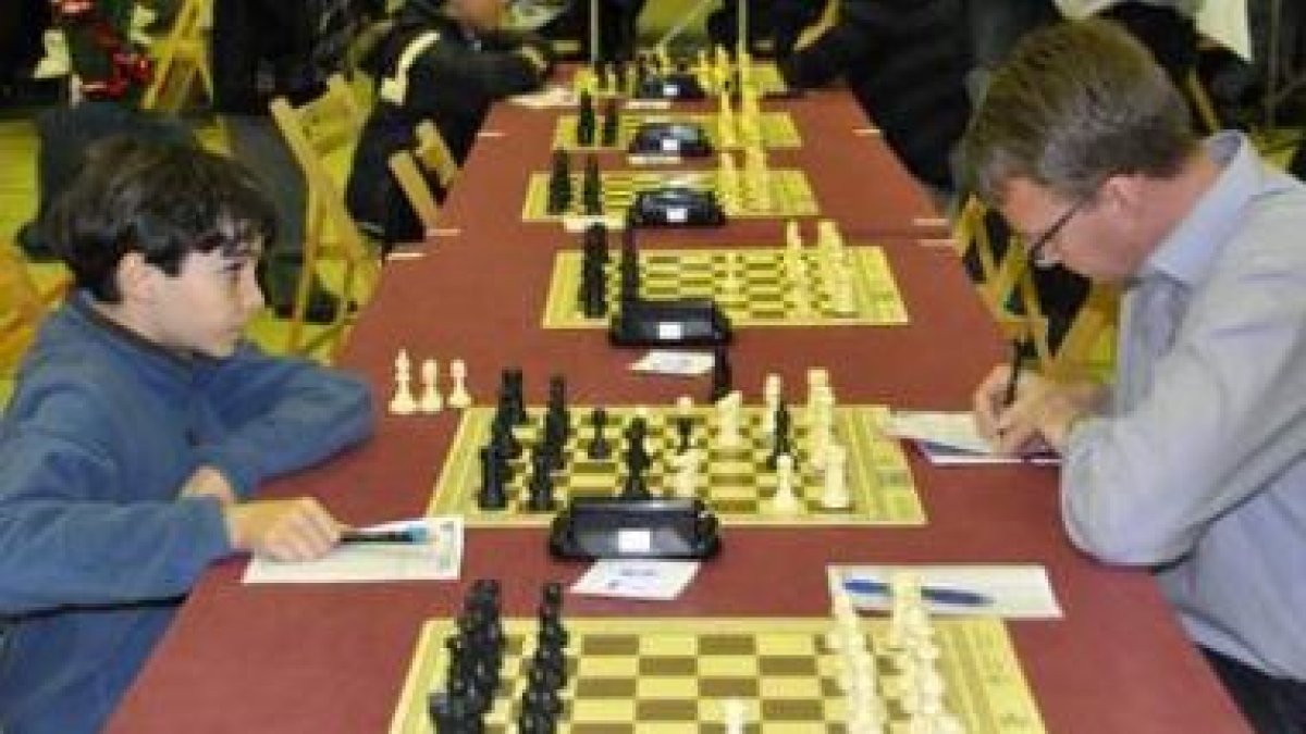 El campeonato está siendo muy competido, a la vez de intenso, como muestra la imagen.