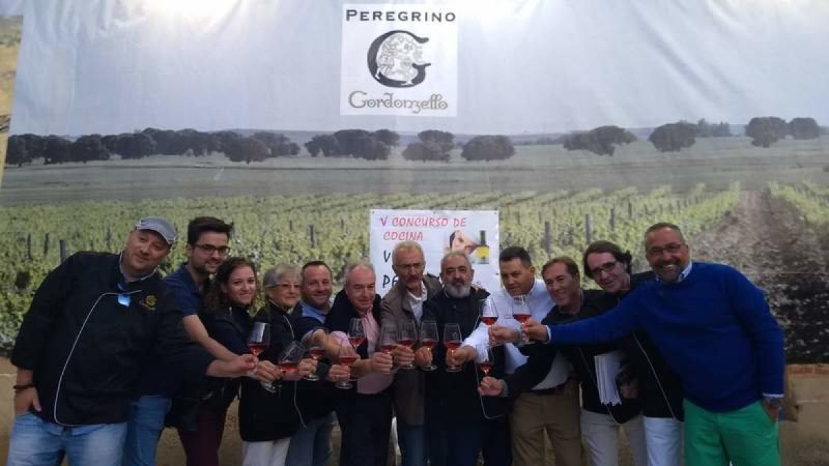 Brindis con el Gurdos, el mejor rosado de España. MEDINA