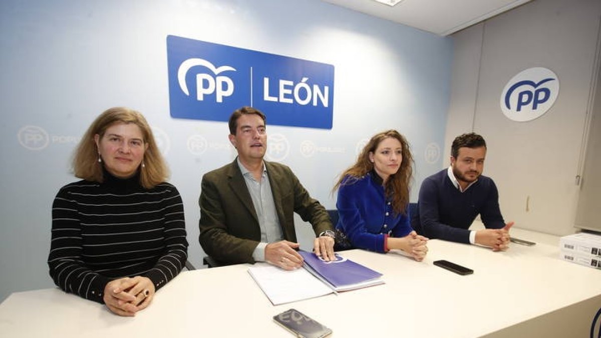 Margarita Torres, Ángel Ibáñez, Esther Muñoz y Diego Suárez. RAMIRO