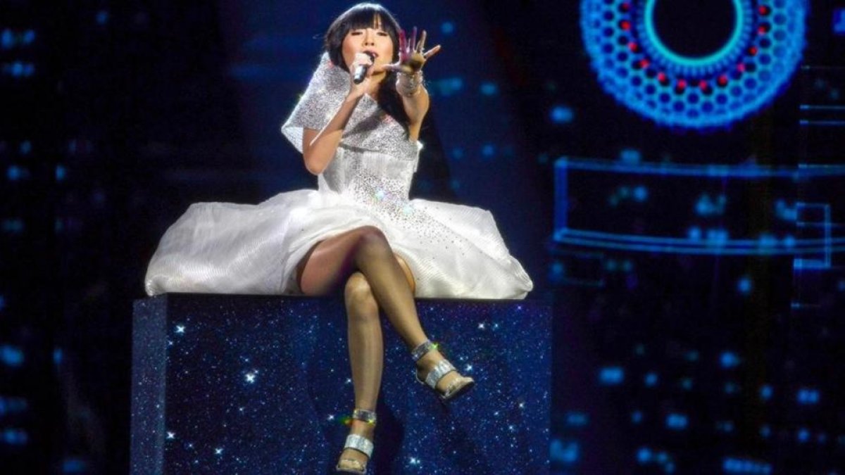 La representante de Australia en el Festival de Eurovisión, Dami Im, durante su actuación en las semifinales del jueves.