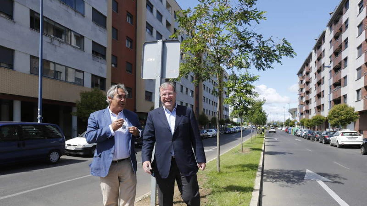 Agustín Rajoy y Antonio Silván, en las medianas mejoradas en la zona del Área 17