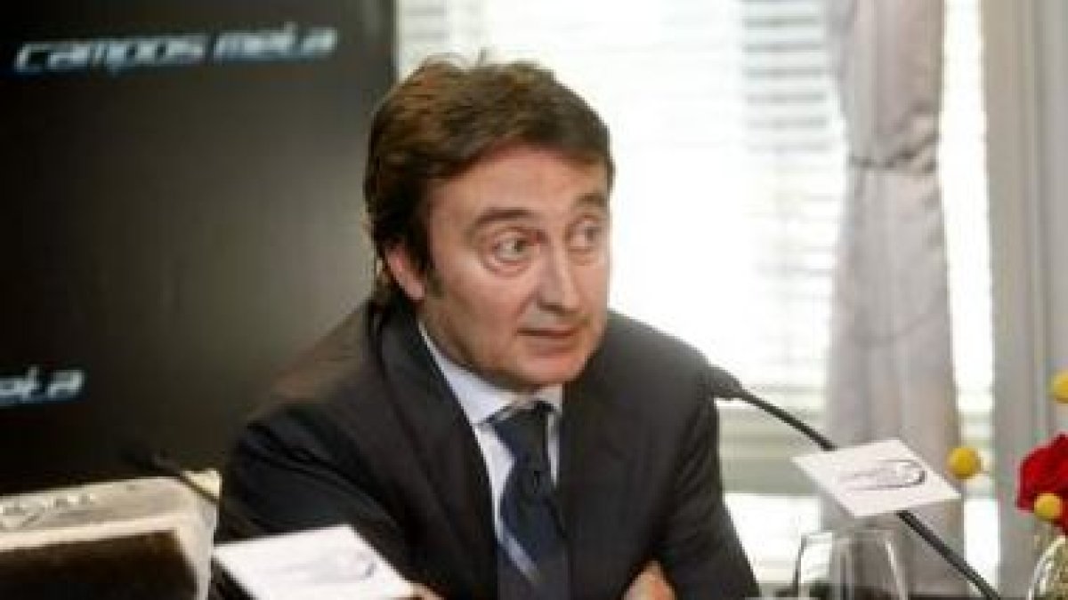 Adrián Campos ha logrado su objetivo de dirigir a una escudería de Fórmula 1 para el 2010.