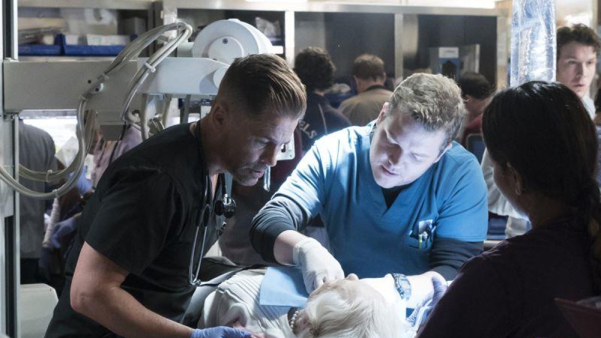 Rob Lowe en un episodio de 'Código Negro' (CBS).