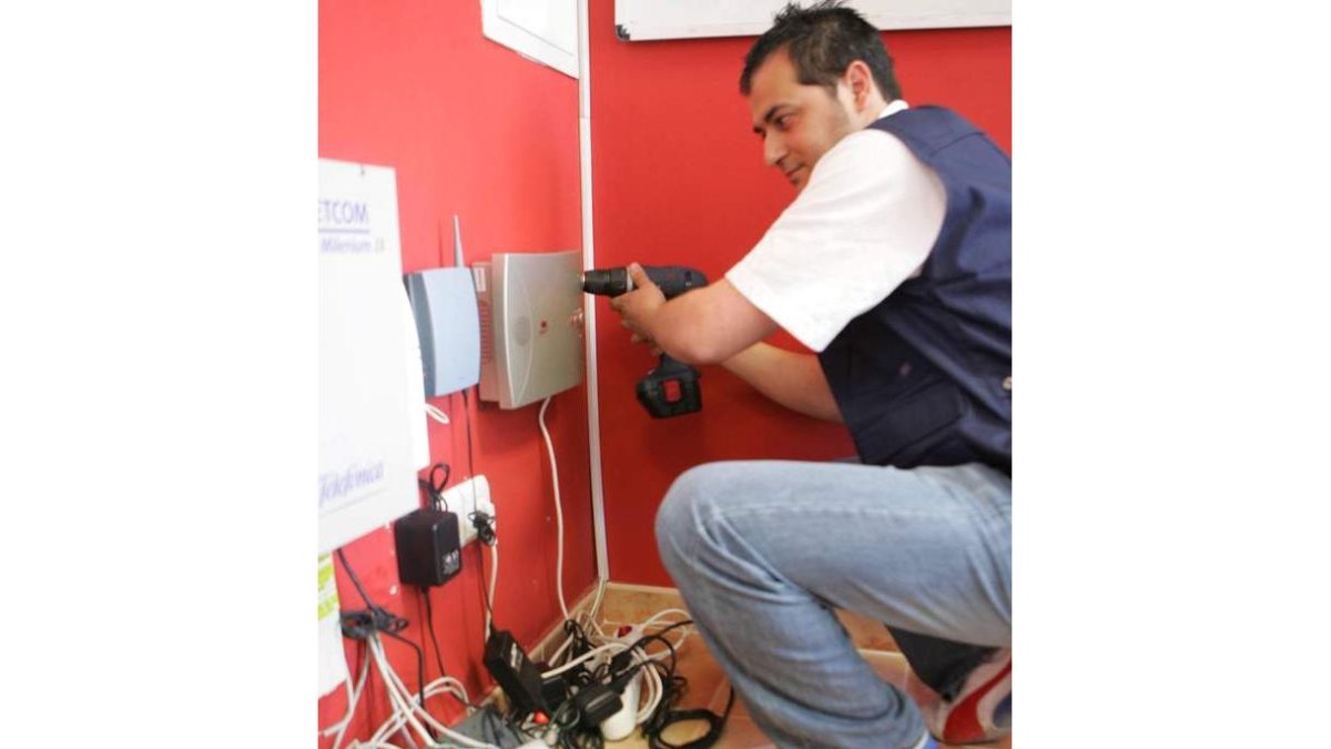 Instalación de una alarma por una empresa profesional. NORBERTO
