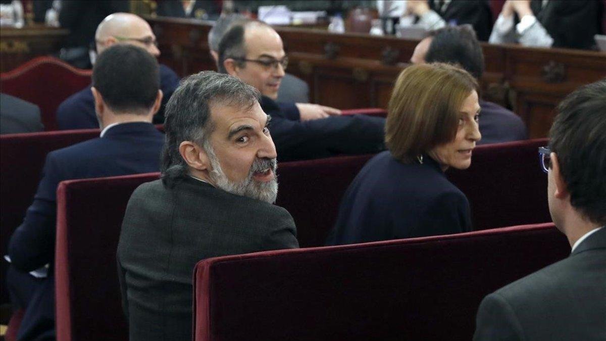 Jordi Cuixart y Carme Forcadell, este martes en el Supremo.